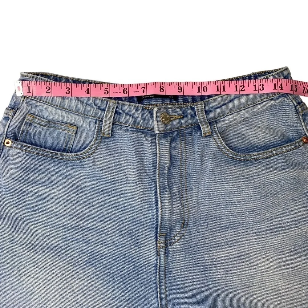 Pretty Little Thing Vintage Wash High Rise Barrel Leg Mom‎ Denim Jeans Size 8